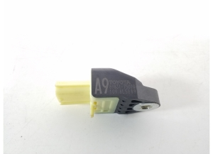 TOYOTA PRIUS Plius V W40 (2011–2018) Airbag sensor 89831-75010 - 2