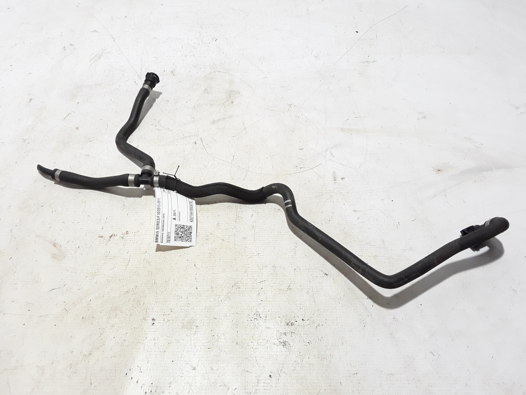 BMW 5 Series F10/F11 (2009-2017) Left Side Water Radiator Hose 7619711 22449652