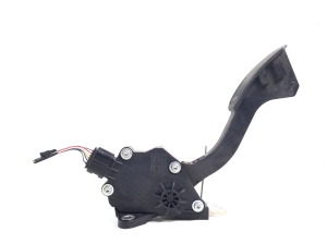 TOYOTA PRIUS Plius V W40 (2011–2018) Gaasipedaal 78110-12050 - 3