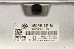 Volkswagen Golf V (2003–2009) Motorsteuergerät 036906032BA - 3