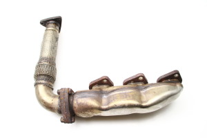  Exhaust manifold 