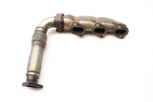  Exhaust manifold 