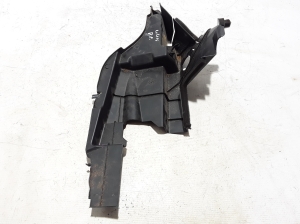 Luftleitblech für den Kühler - 62810JY00B