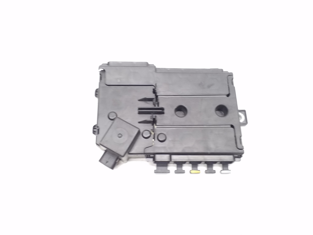 MERCEDES-BENZ C-Class W205/S205/C205 (2014-2023) Fuse Box Holder A2055402750 21851322