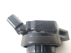 TOYOTA PRIUS Plius V W40 (2011–2018) Süütepool 90919-02258 - 2