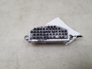 Salona plecu motora pretestība - 9276112