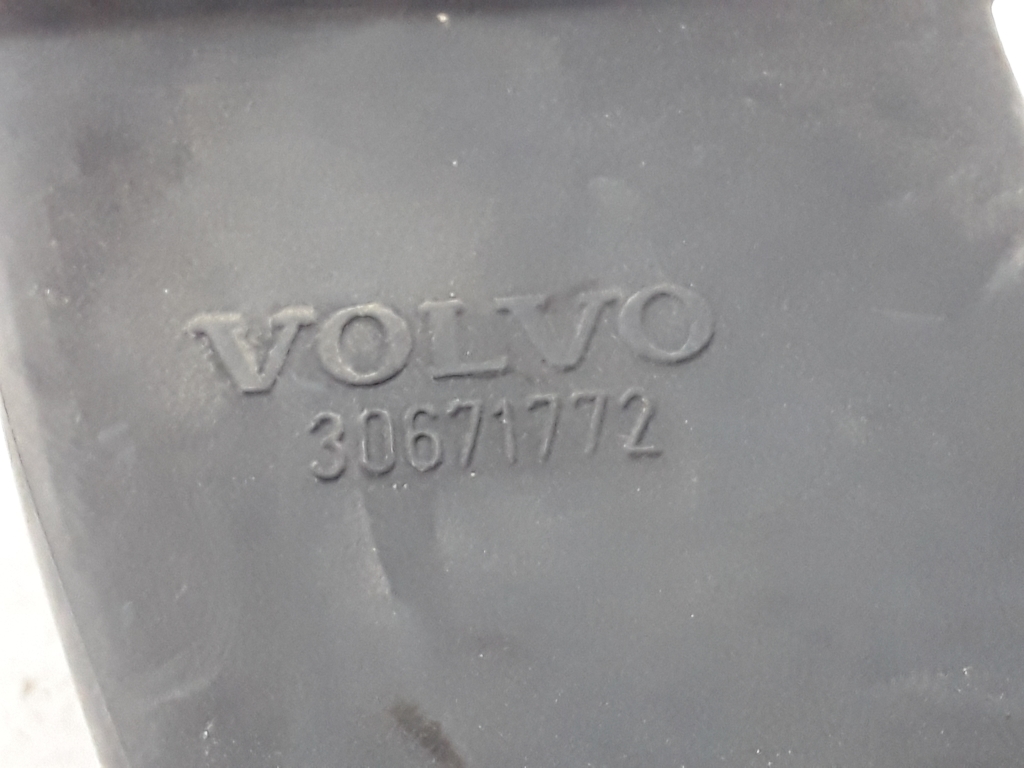 VOLVO V60 1 generation (2010-2020) Шланги подачи воздуха 30671772 22449560