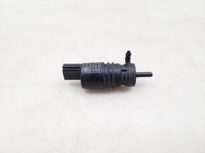 BMW 1 SERIES F20 (2010–2026) Front windshield washer pump 7302589 - 3
