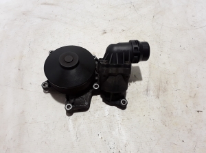 BMW 5 SERIES F07 (2009–2017) Veepump 8516435 - 2