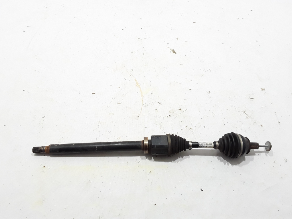 VOLVO V60 1 generation (2010-2020) Front Right Driveshaft 31272550 22449532