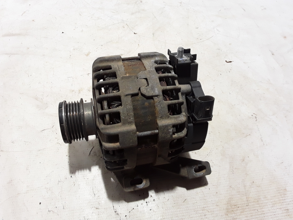 VOLVO V60 1 generation (2010-2020) Alternateur 30659131 22449519