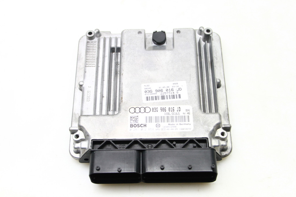 AUDI A4 B7/8E (2004-2008) Moottorin ohjausyksikkö ECU 03G906016JD 24722160