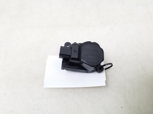   Interior shoulder valve motor 