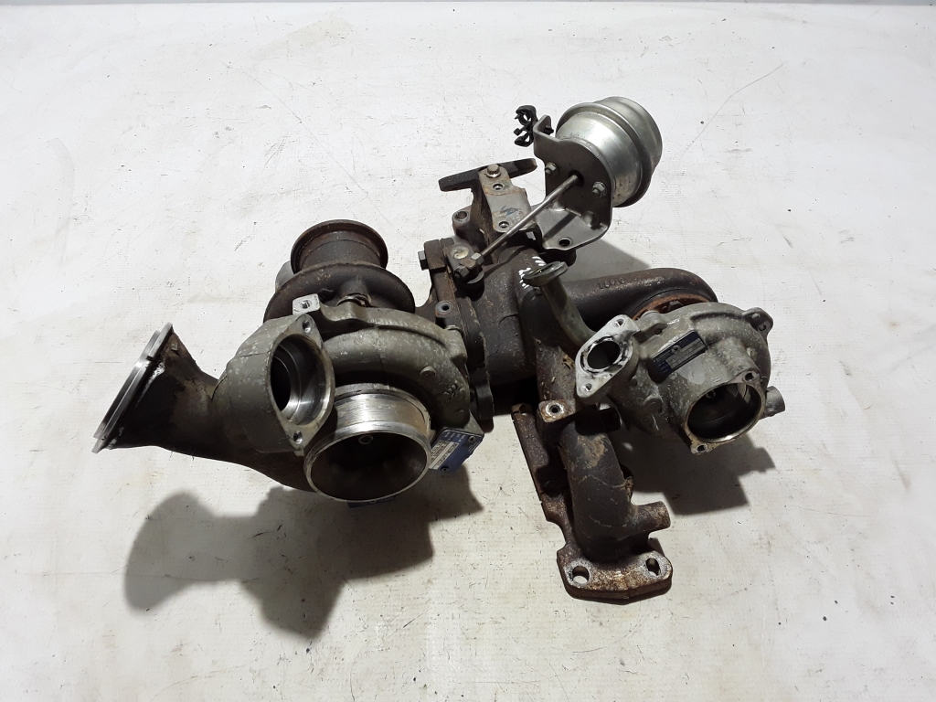 VOLVO V60 1 generation (2010-2020) Turbocharger 36002664 22449994