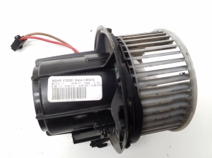 Mercedes Benz C-Class 204 (2007–2014) Salongi puhuri mootor A2128200808 - 2