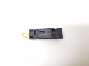 Mercedes Benz C-Class 205 (2014–2021) Antennenverstärker a1568200089 - 2