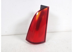   Rear lamp reflector 