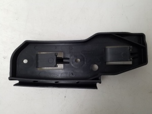  Front bumper bracket 