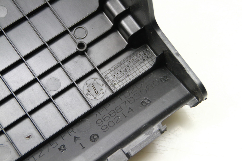 Used Citroen DS3 Battery holder 9801801880