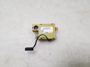 Antenas pastiprinātājs - 6H3218K891AA