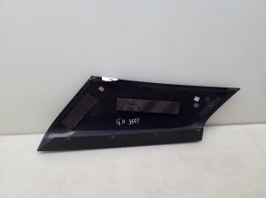 Land Rover Sport L320 (2005–2013) Tagumise piilari välimine ilupaneel - 4