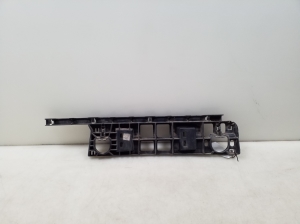 Land Rover Sport L320 (2005–2013) Tagakaitseraua kinnitus - 2