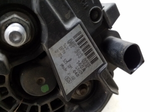 Volkswagen Tiguan (2007–2016) Lichtmaschine 06F903023F - 2
