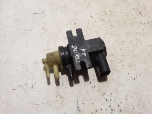 Volkswagen Tiguan (2007–2016) Solenoid 1K0906627A - 2
