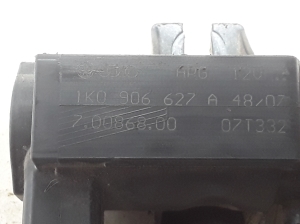 Volkswagen Tiguan (2007–2016) Solenoid 1K0906627A - 3