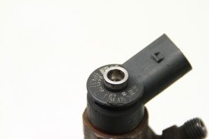 BMW 5 SERIES E60 (2003–2010) Injektor Einspritzdüse 7794435 - 2