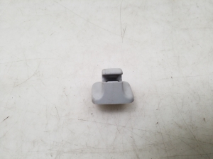 Volkswagen Tiguan (2007–2016) Muu kinnitus 1K0857561B - 3