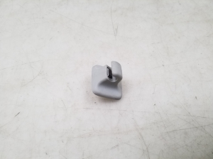 Volkswagen Tiguan (2007–2016) Muu kinnitus 1K0857561B - 5