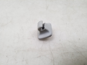Volkswagen Tiguan (2007–2016) Muu kinnitus 1K0857561B - 6