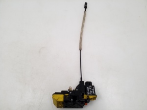 VOLVO V70 II (2000–2007) Tailgate lock 8656552 - 2