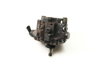 Fuel pump - 331002A420