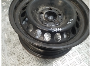 Mercedes Benz C-Class 202 (1993–2001) Felge A2104000202 - 2