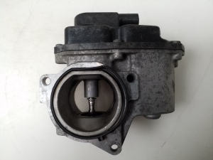  EGR valve 