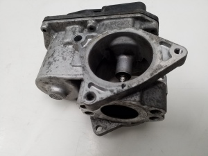  EGR valve 