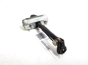 LEXUS RX (2003–2009) Esiukse avamise piiraja 68610-48030 - 2