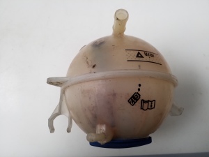 AUDI A3 8P (2003–2012) Coolant reservoir 1K0121407A - 2