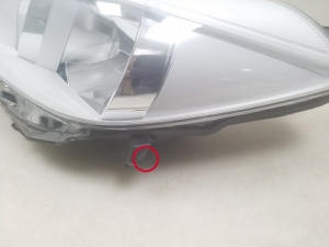 TOYOTA Yaris (2011–2020) Scheinwerfer vorne - 2