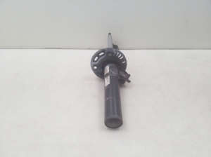 Volkswagen Caddy III (2004–2015) Eesmine amort ja selle komponendid 2K5413031 - 3