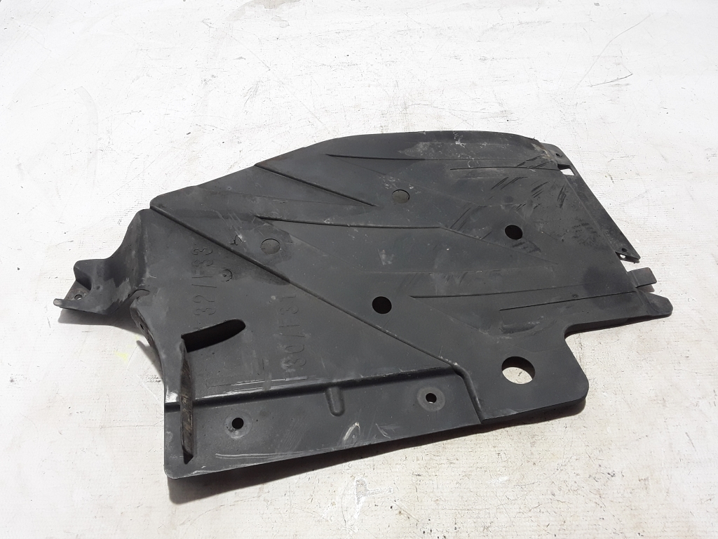 BMW 3 Series F30/F31 (2011-2020) Undervognsdeksel på venstre side 7258049 22450345