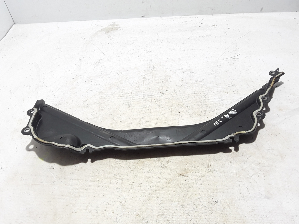 BMW 3 Series F30/F31 (2011-2020) Motorburkolat 7331243 22450344