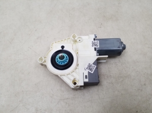 Land Rover Sport L320 (2005–2013) Front door window regulator motor - 2