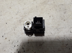 BMW 3 SERIES F30 (2011–2018) AUX-pesa 9229247 - 2