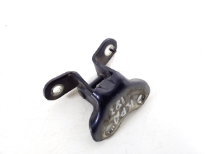 LEXUS RX GGL1 (2009–2015) Tagumise külgukse alumine hing 68780-52031 - 2