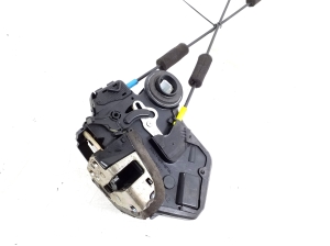 LEXUS RX (2003–2009) Serrure de porte arrière latérale 69050-33111 - 3