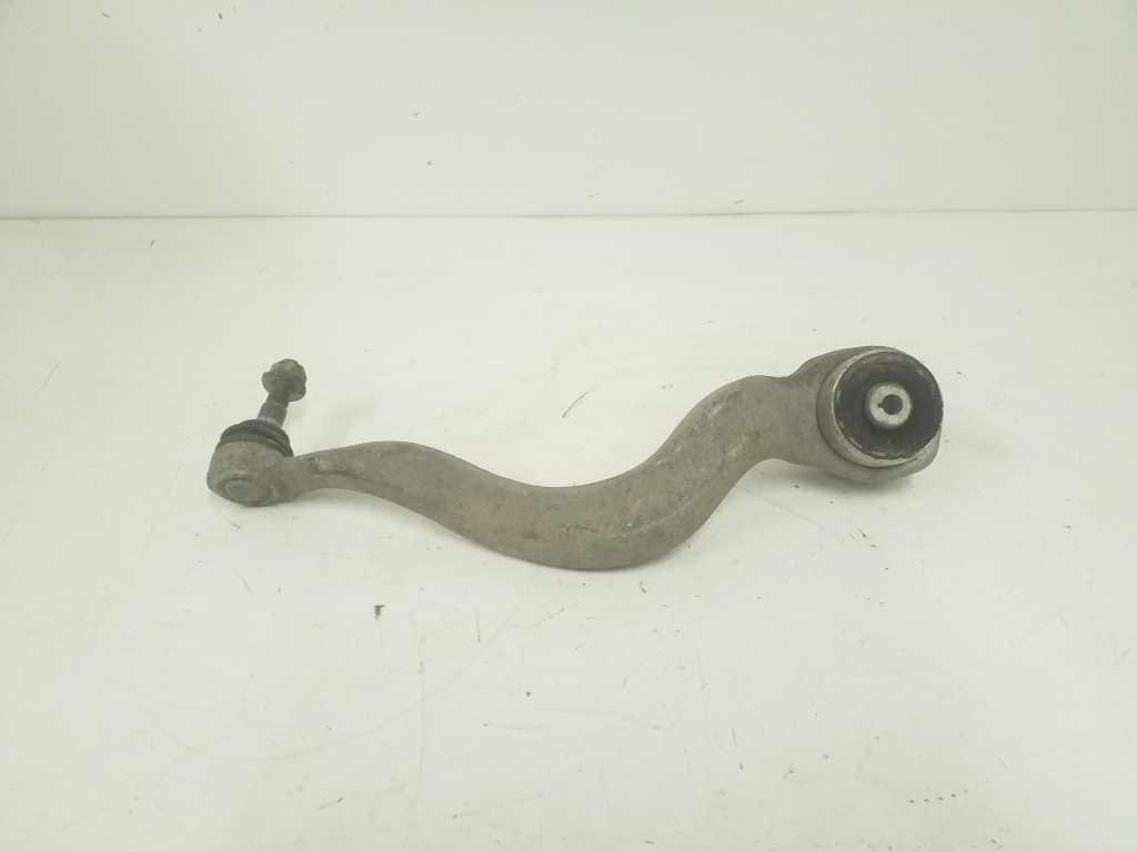 BMW 1 SERIES F20 (2010–2026) Priekšējā svira BMW 1 SERIES F20 (2010–2026) Priekšējā svira