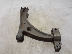 Volkswagen Tiguan (2007–2016) Eesmine õõtshoob 5N0407151 - 2
